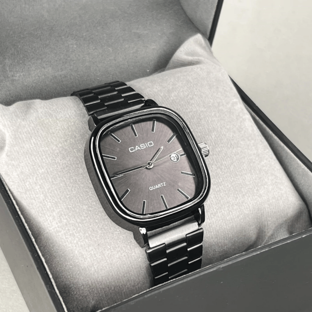 Casio Vintage Unisex Dijital Kol Saati Metal Kordon 50M Su Geçirmez Şık