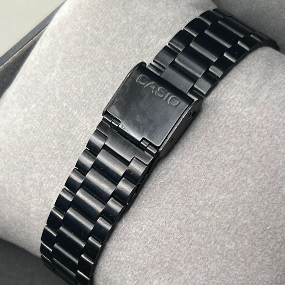 Casio Vintage Unisex Dijital Kol Saati Metal Kordon 50M Su Geçirmez Şık