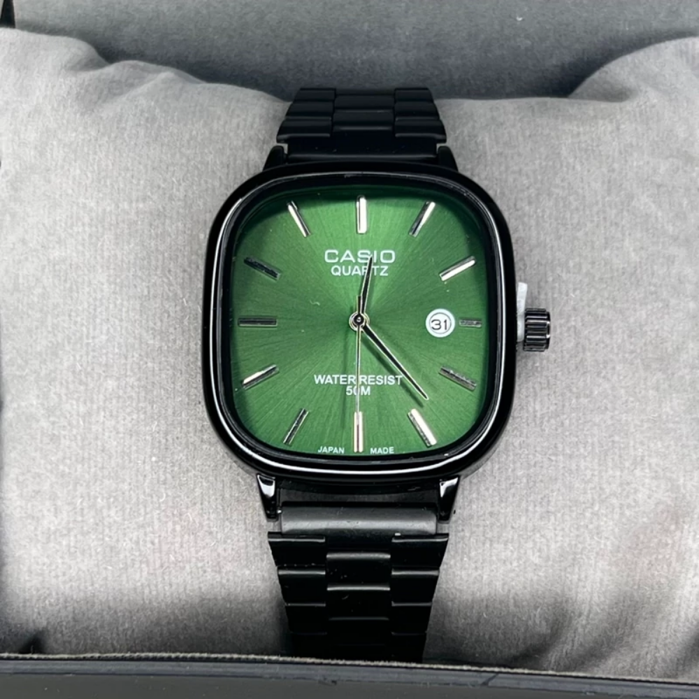 Casio Vintage Unisex Dijital Kol Saati Metal Kordon 50M Su Geçirmez Şık